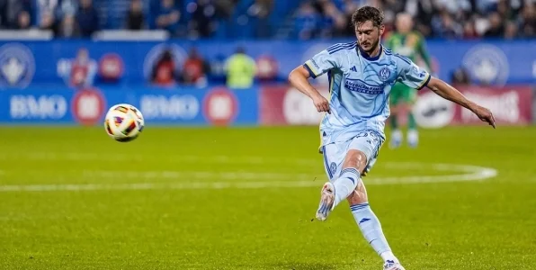 Миранчук рассказал, ставит ли цель побить рекорд Кержакова и Дзюбы Миранчук рассказал, ставит ли цель побить рекорд Кержакова и Дзюбы