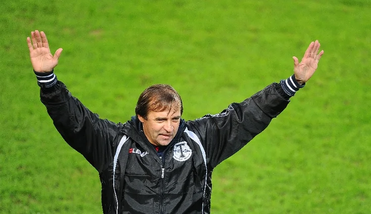 Тренер «Торпедо» о новостях про свою отставку: «Я вчера пьяный был, поэтому ничего не читал»