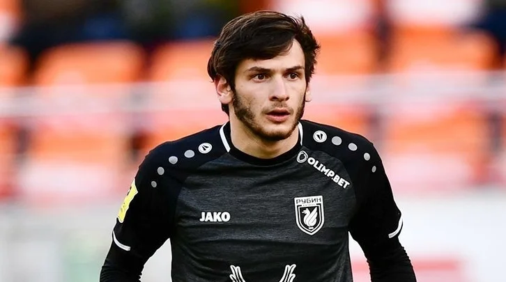 Кварацхелия попал в сферу интересов «Милана» Кварацхелия попал в сферу интересов «Милана»