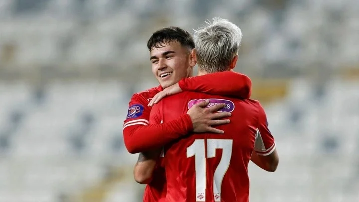 Михаил Игнатов: «Манфред Угальде – очень квалифицированный футболист, который будет приносить много пользы «Спартаку» и забивать голы» Михаил Игнатов: «Манфред Угальде – очень квалифицированный футболист, который будет приносить много пользы «Спартаку» и забивать голы»