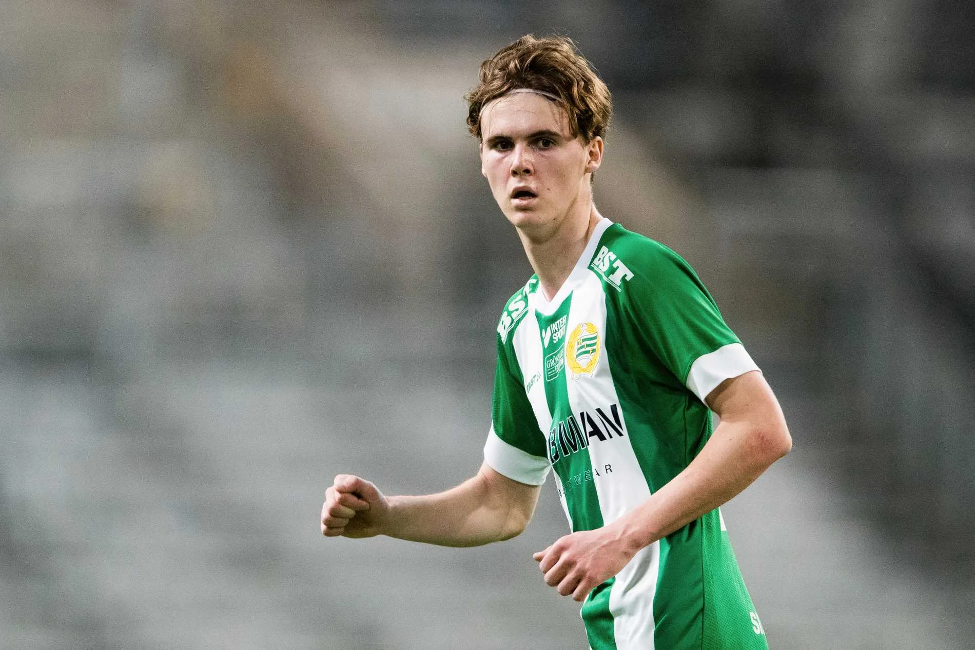 «Хаммарбю» отказался продавать футболиста в «Локомотив» из-за ситуации на Украине «Хаммарбю» отказался продавать футболиста в «Локомотив» из-за ситуации на Украине