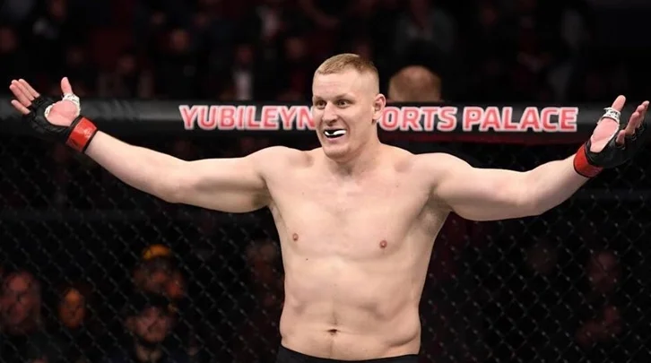 Российский тяжеловес Сергей Павлович - 11 в рейтинге UFC Российский тяжеловес Сергей Павлович - 11 в рейтинге UFC