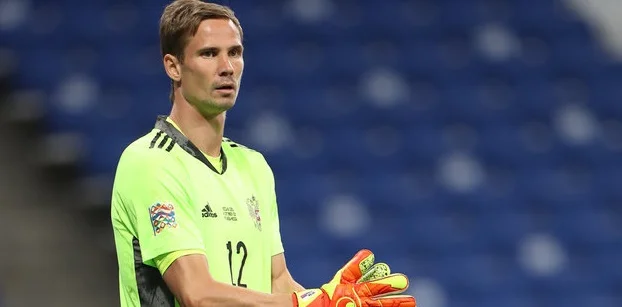 Онопко об отстранении российских команд: «К нам хорошо относятся в футбольном мире. Верю, что мы вернемся» Онопко об отстранении российских команд: «К нам хорошо относятся в футбольном мире. Верю, что мы вернемся»