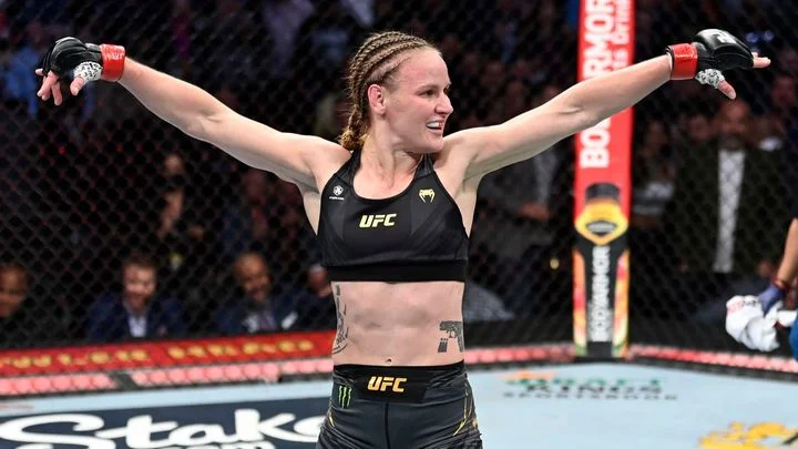 Валентина Шевченко защитила пояс UFC в седьмой раз, одолев бразильянку Тайлу Сантос Валентина Шевченко защитила пояс UFC в седьмой раз, одолев бразильянку Тайлу Сантос