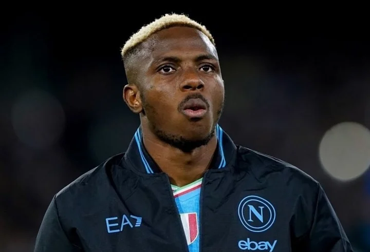 «Челси» и «Наполи» обсуждают трансферы Осимхена и Лукаку «Челси» и «Наполи» обсуждают трансферы Осимхена и Лукаку