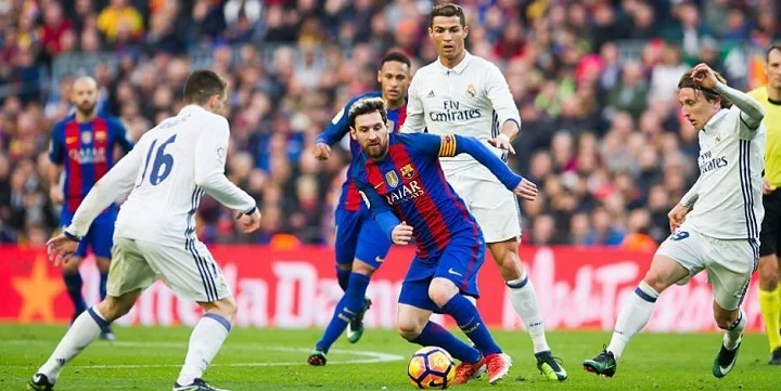 Букмекеры считают «Барселону» фаворитом очередного эль-класико Букмекеры считают «Барселону» фаворитом очередного эль-класико