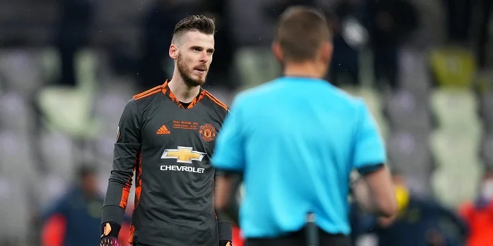 «Брентфорд» громит МЮ со счетом 4:0 к перерыву матча второго тура АПЛ «Брентфорд» громит МЮ со счетом 4:0 к перерыву матча второго тура АПЛ