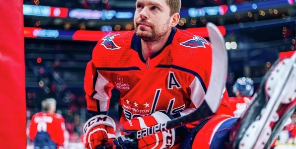 Губерниев: Кузнецов еще поиграет несколько сезонов на хорошем уровне Губерниев: Кузнецов еще поиграет несколько сезонов на хорошем уровне