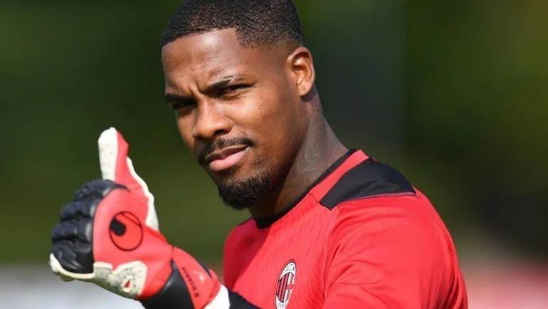 «Челси» контактировал с «Миланом» насчет трансфера Меньяна «Челси» контактировал с «Миланом» насчет трансфера Меньяна