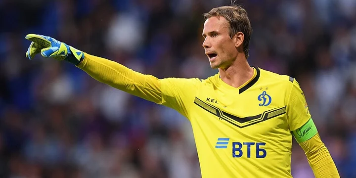Шунин после 3:3 со «Спартаком»: «В раздевалке все сказали, что пенальти не было. Нужно победить, и все изменится» Шунин после 3:3 со «Спартаком»: «В раздевалке все сказали, что пенальти не было. Нужно победить, и все изменится»