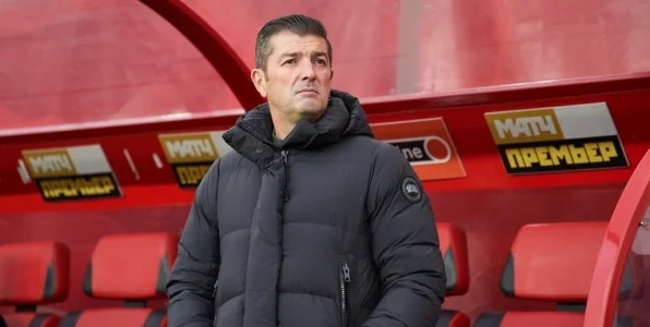 В «Химках» опровергли информацию о задержках в выплате зарплат В «Химках» опровергли информацию о задержках в выплате зарплат