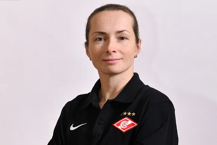 Елена Терехова о предыдущей женской команде «Спартака»: «Сыграли год, заняли второе место в чемпионате и команду закрыли» Елена Терехова о предыдущей женской команде «Спартака»: «Сыграли год, заняли второе место в чемпионате и команду закрыли»