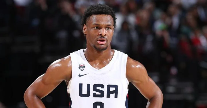 Сын Леброна Джеймса, который перенес остановку сердца, продолжит баскетбольную карьеру