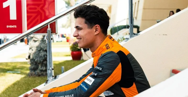 Норрис после гонки в Монако: «Я хотел, чтобы Максу показали синие флаги – возможно, ему бы их показали впервые в жизни» Норрис после гонки в Монако: «Я хотел, чтобы Максу показали синие флаги – возможно, ему бы их показали впервые в жизни»