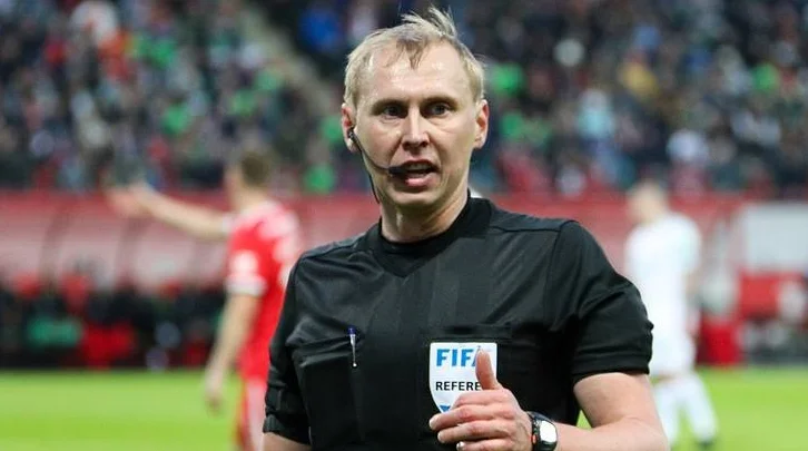 РФС сообщила, что судья Иванов допустил ошибку на матче «Нижний Новгород» - «Спартак» РФС сообщила, что судья Иванов допустил ошибку на матче «Нижний Новгород» - «Спартак»