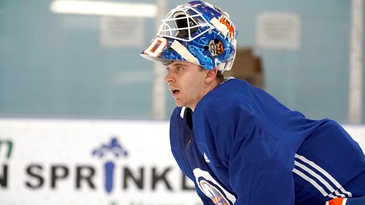 Тренер «Айлендерс» о травме Сорокина: «Он проходит лечение и вернётся в ближайшее время» Тренер «Айлендерс» о травме Сорокина: «Он проходит лечение и вернётся в ближайшее время»