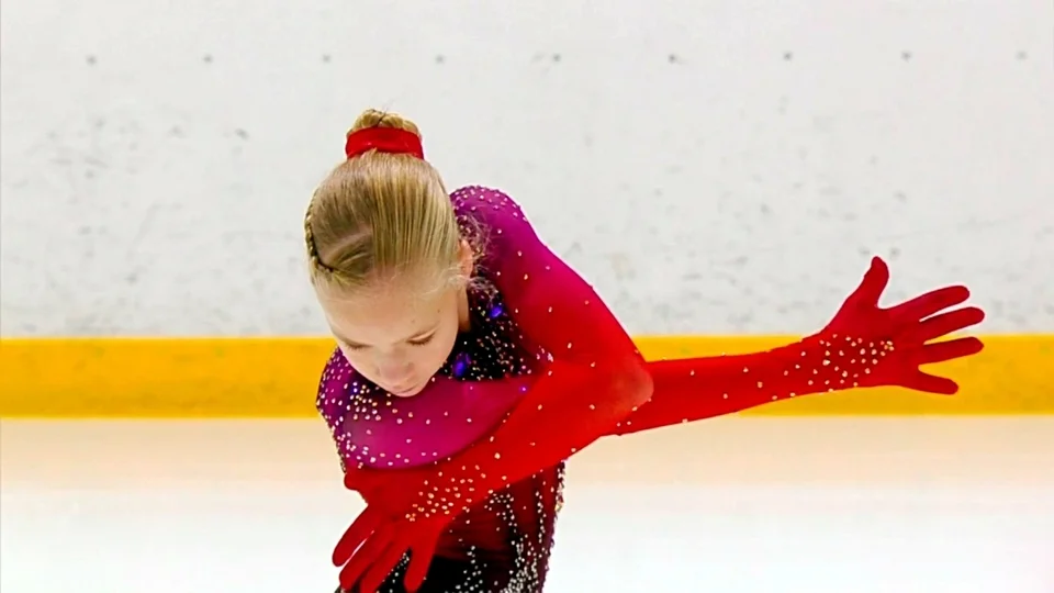 Фигуристка Яметова выиграла короткую программу в Финале Кубка России в Саранске Фигуристка Яметова выиграла короткую программу в Финале Кубка России в Саранске