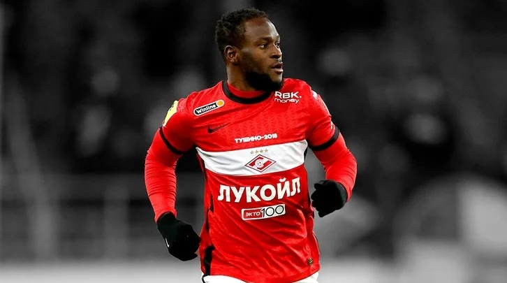 Виктор Мозес мог вернуться в АПЛ, но Премьер-лига заблокировала трансфер