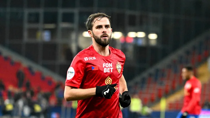 Форвард «Факела» Алексей Каштанов: «Я взял футболку Пьянича с автографом. Для меня это что-то с чем-то» Форвард «Факела» Алексей Каштанов: «Я взял футболку Пьянича с автографом. Для меня это что-то с чем-то»