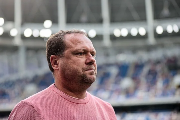 Марцел Личка: «В футболе не всё решают деньги. Посмотрите на «Сити», который столько лет ждал победы в ЛЧ, а мы хотим, чтобы за несколько месяцев в «Динамо» всё стало идеально» Марцел Личка: «В футболе не всё решают деньги. Посмотрите на «Сити», который столько лет ждал победы в ЛЧ, а мы хотим, чтобы за несколько месяцев в «Динамо» всё стало идеально»