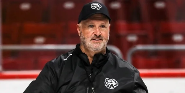 Терещенко: пример Гру говорит о том, что КХЛ нужны иностранные тренеры Терещенко: пример Гру говорит о том, что КХЛ нужны иностранные тренеры