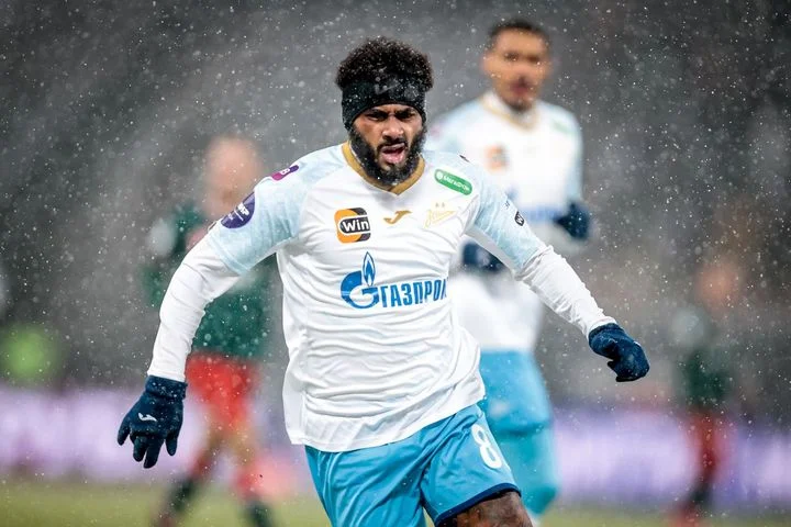 Сергей Семак: «По поводу Вендела можно говорить много. Есть недостатки, но есть качества, которыми можно восхищаться» Сергей Семак: «По поводу Вендела можно говорить много. Есть недостатки, но есть качества, которыми можно восхищаться»