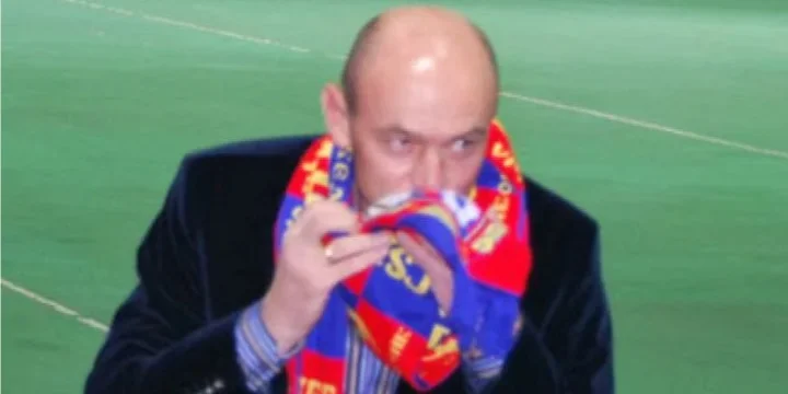 Мостовой: Не могу представить Онопко в тренерском штабе «Спартака» после стольких лет работы в ЦСКА Мостовой: Не могу представить Онопко в тренерском штабе «Спартака» после стольких лет работы в ЦСКА