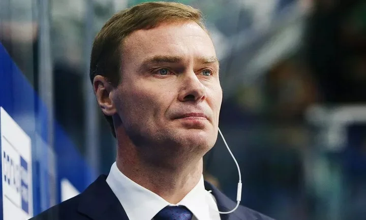 Виктор Козлов о 200 матче во главе «Салавата Юлаева»: «Не придаю этому значения» Виктор Козлов о 200 матче во главе «Салавата Юлаева»: «Не придаю этому значения»