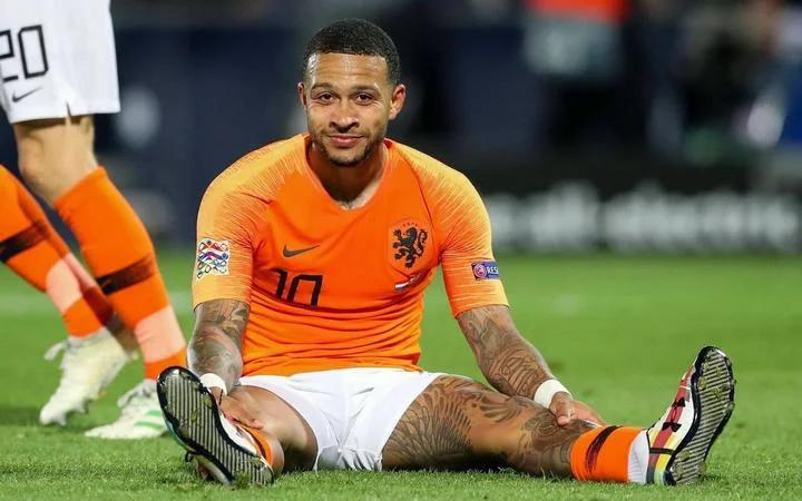 Рафаэл ван дер Ваарт: «Когда Мемфис Депай играет плохо, то сразу получает трепку от всех» Рафаэл ван дер Ваарт: «Когда Мемфис Депай играет плохо, то сразу получает трепку от всех»