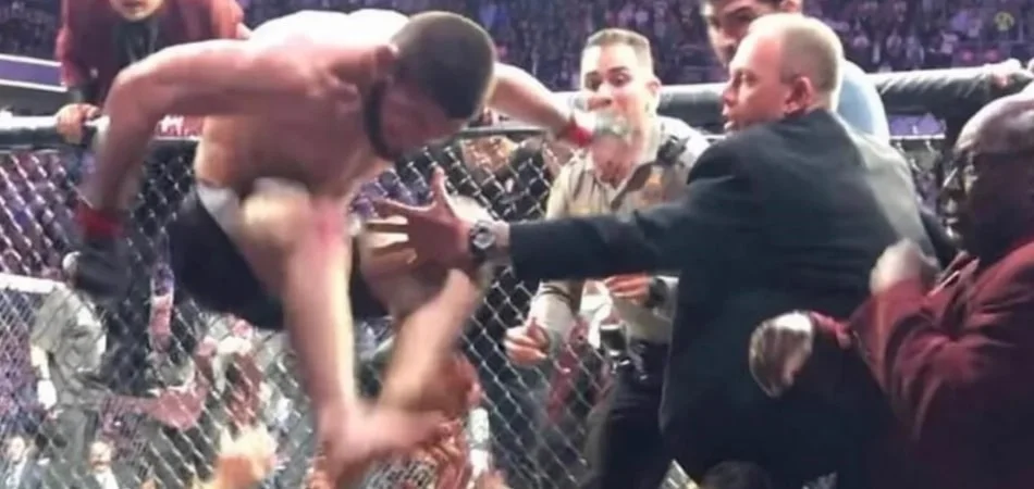 Мостовой – о популярности ММА: Сказался прыжок Хабиба из октагона двумя ногами вперёд Мостовой – о популярности ММА: Сказался прыжок Хабиба из октагона двумя ногами вперёд