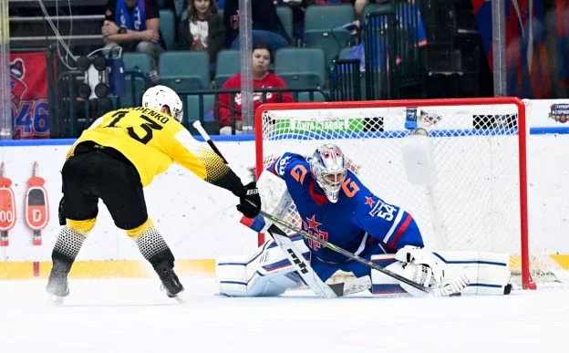 Вратарь СКА Серебряков: эмоции Плешкова? Мы просто хотим выиграть Кубок Гагарина Вратарь СКА Серебряков: эмоции Плешкова? Мы просто хотим выиграть Кубок Гагарина