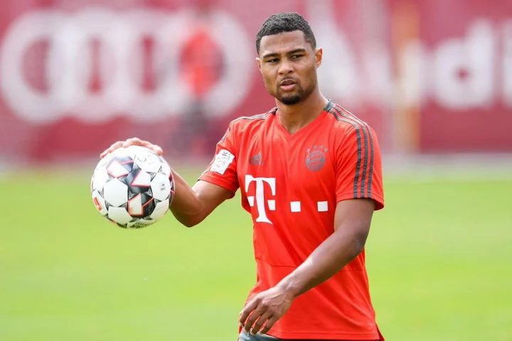 Серж Гнабри отказался продлевать контракт с «Баварией». Футболиста не устроила зарплата в 19 млн. евро Серж Гнабри отказался продлевать контракт с «Баварией». Футболиста не устроила зарплата в 19 млн. евро