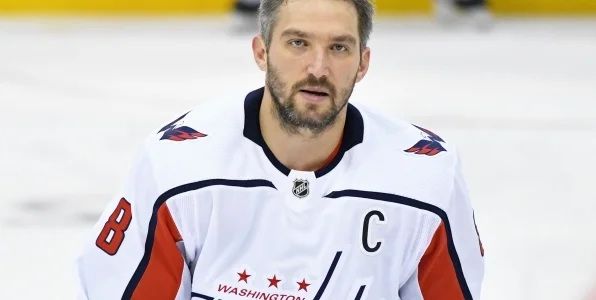 Крикунов: пройдет время, сменится руководство IIHF — и Овечкина включат в Зал славы Крикунов: пройдет время, сменится руководство IIHF — и Овечкина включат в Зал славы