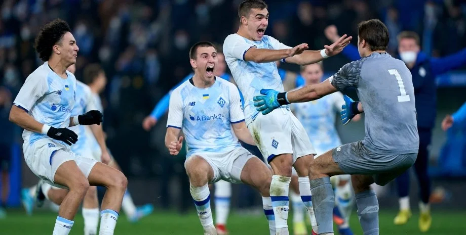 «Спортинг» не хочет лететь в Киев на матч Юношеской лиги УЕФА против «Динамо» «Спортинг» не хочет лететь в Киев на матч Юношеской лиги УЕФА против «Динамо»