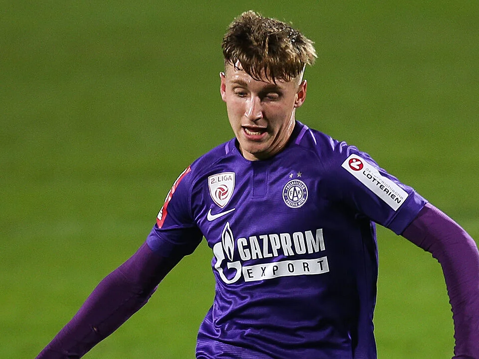 «Сочи» купил Юкича у «Аустрии» за 50 тысяч евро. У футболиста были проблемы с дисциплиной «Сочи» купил Юкича у «Аустрии» за 50 тысяч евро. У футболиста были проблемы с дисциплиной