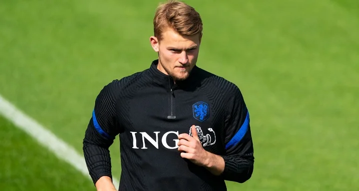 Де Лигт об Эриксене: «Бороться с ним на поле непросто»