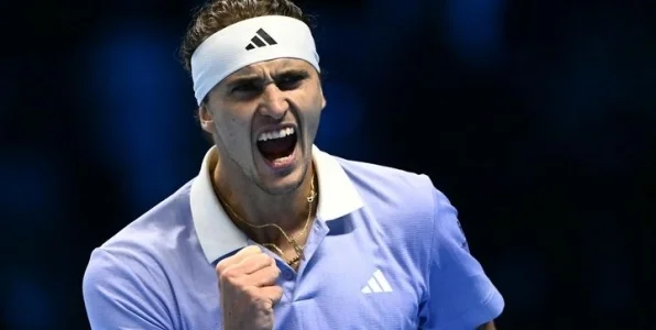 Александр Зверев в матче Итогового турнира ATP переиграл Каспера Рууда Александр Зверев в матче Итогового турнира ATP переиграл Каспера Рууда