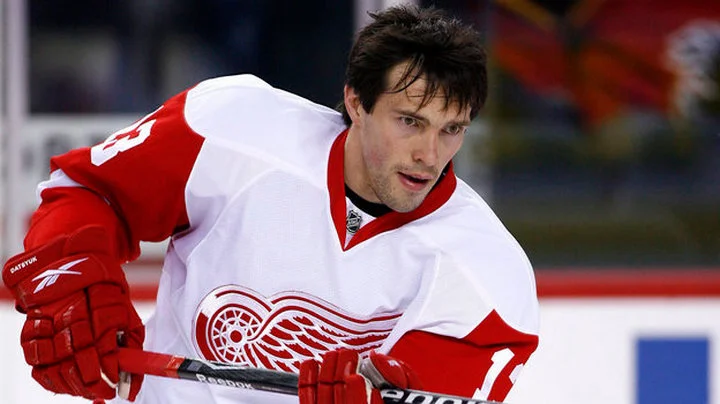 Игорь Гераськин: «Мне Дацюк всегда нравился. Павел всегда стоял особняком» Игорь Гераськин: «Мне Дацюк всегда нравился. Павел всегда стоял особняком»