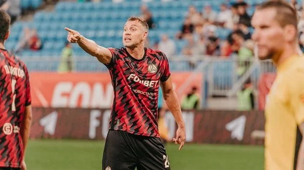 Дзюба: «Я в Медиалигу – ни ногой. Они там только языком чешут, больше ничего не умеют» Дзюба: «Я в Медиалигу – ни ногой. Они там только языком чешут, больше ничего не умеют»