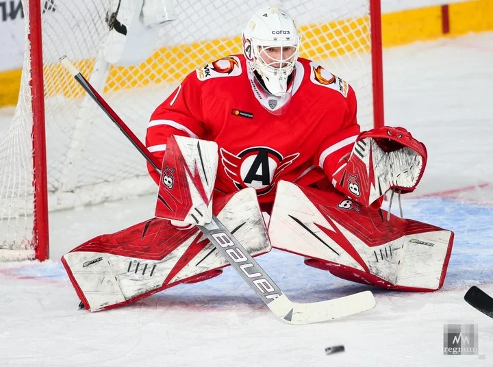 Владимир Галкин: Нас вроде бы все хвалят. Но ведь и год назад у «Автомобилиста» был отличный состав, но задачу решить не удалось. На бумаге часто одно, а на льду – другое»