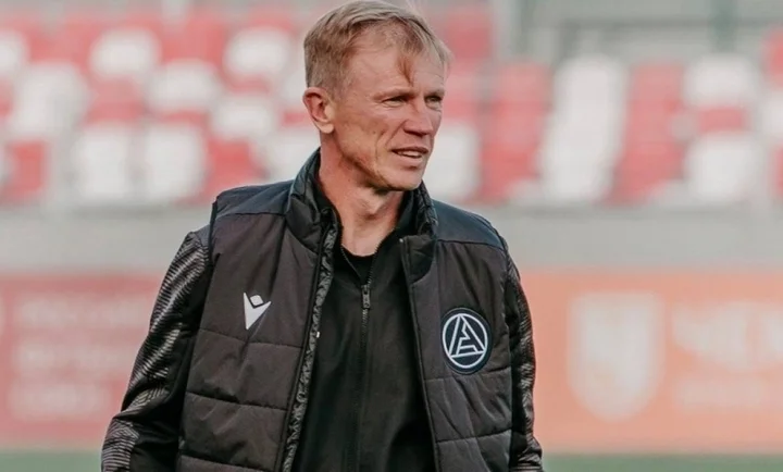 Евгений Калешин: «Защищенность Абаскаля будет в разы выше, чем любого российского тренера. Разве конкуренция не должна быть честной?» Евгений Калешин: «Защищенность Абаскаля будет в разы выше, чем любого российского тренера. Разве конкуренция не должна быть честной?»