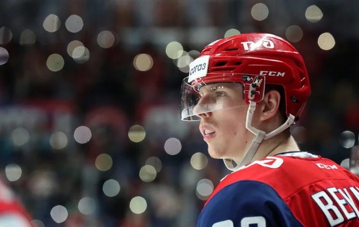 Нападающий «Локомотива» Михаил Беляев ушел в «Адмирал» на правах аренды Нападающий «Локомотива» Михаил Беляев ушел в «Адмирал» на правах аренды