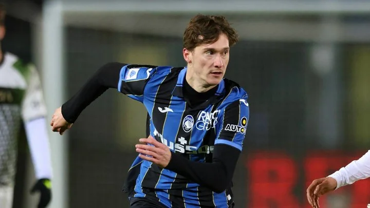 Алексей Миранчук продолжит играть в «Торино» на правах аренды. Сумма трансфера 12 млн. евро Алексей Миранчук продолжит играть в «Торино» на правах аренды. Сумма трансфера 12 млн. евро