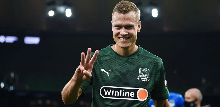 Классон об отъезде легионеров из Краснодара: «Семь часов на автобусе до Сочи по серпантинам вдоль Черного моря под проливным дождем» Классон об отъезде легионеров из Краснодара: «Семь часов на автобусе до Сочи по серпантинам вдоль Черного моря под проливным дождем»