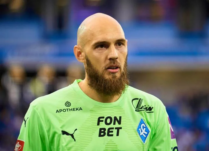 Сергей Корниленко: «Мы все очень хотим, чтобы Евгений Фролов остался в структуре «Крыльев» Сергей Корниленко: «Мы все очень хотим, чтобы Евгений Фролов остался в структуре «Крыльев»