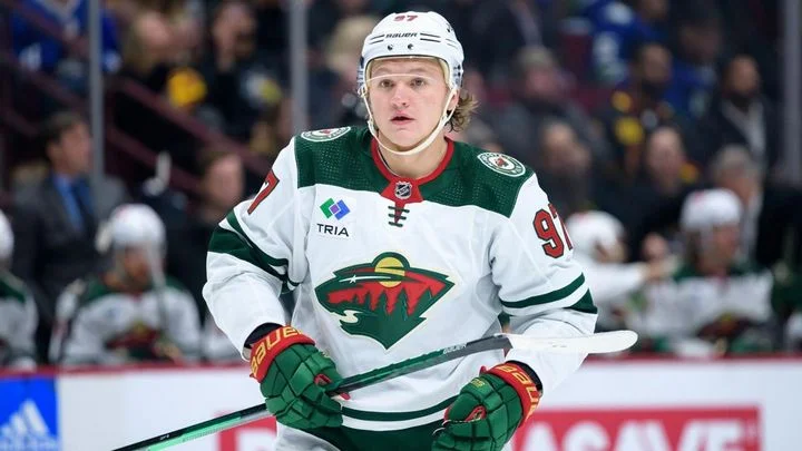 Вячеслав Быков: «Я сочувствую Капризову. Редко, когда профессионалы такого уровня проходят всю карьеру без травм. Нужно залечить полностью, чтобы не было рецидива» Вячеслав Быков: «Я сочувствую Капризову. Редко, когда профессионалы такого уровня проходят всю карьеру без травм. Нужно залечить полностью, чтобы не было рецидива»