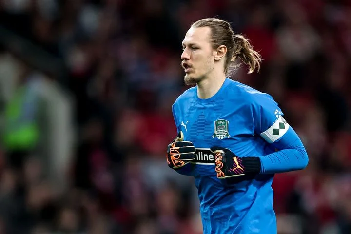 Роман Березовский: «В перспективе Сафонов способен достичь высот Акинфеева» Роман Березовский: «В перспективе Сафонов способен достичь высот Акинфеева»