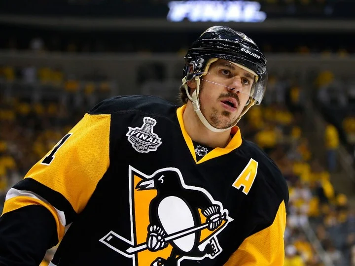 Вячеслав Фетисов: «Малкин подойдет любому клубу НХЛ. Думаю, что после прекращения контракта с «Питтсбургом», у него будет масса предложений» Вячеслав Фетисов: «Малкин подойдет любому клубу НХЛ. Думаю, что после прекращения контракта с «Питтсбургом», у него будет масса предложений»