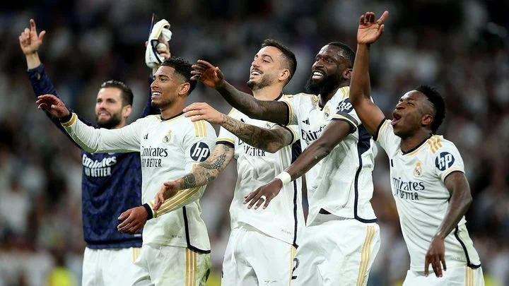 «Реал Мадрид» – самый дорогой футбольный клуб в мире по версии Forbes «Реал Мадрид» – самый дорогой футбольный клуб в мире по версии Forbes