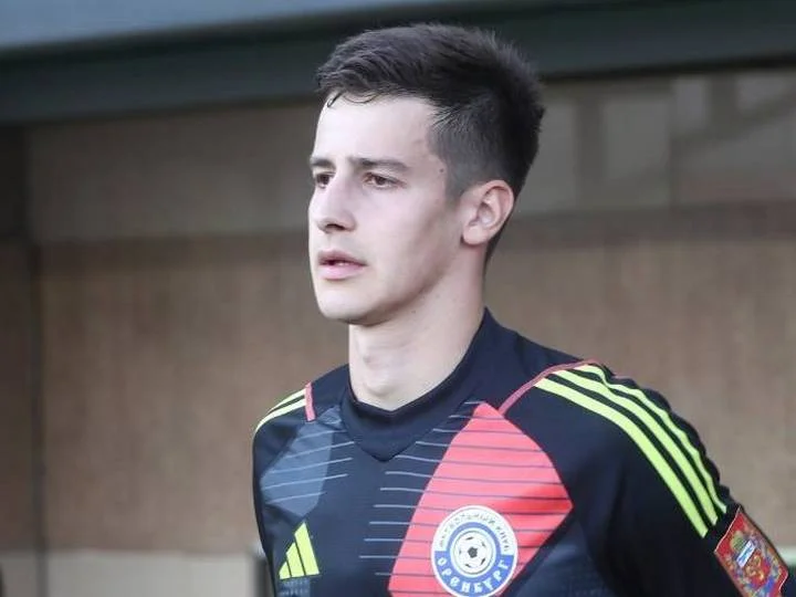 Богдан Москвичев: «Обидно, что «Зенит» расстается с воспитанниками в сезон столетия» Богдан Москвичев: «Обидно, что «Зенит» расстается с воспитанниками в сезон столетия»